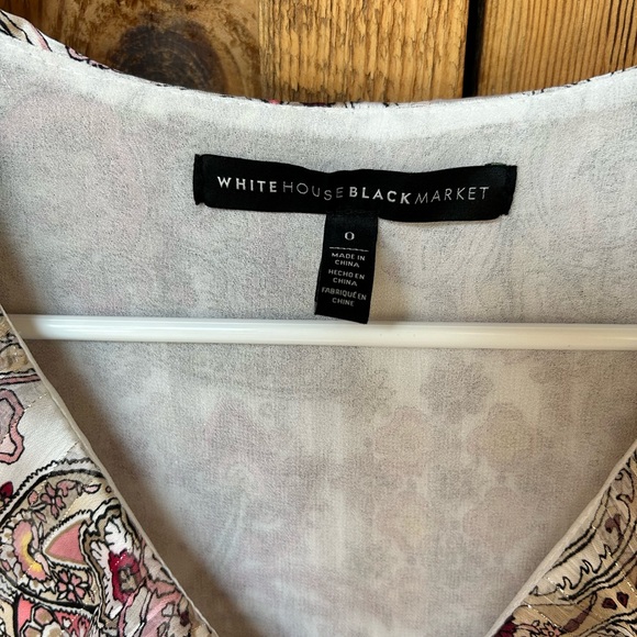 Women’s sleeveless dress top. - Picture 3 of 3